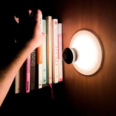 Lampe LED Rechargeable avec Ventouse – Éclairage Portable et Ajustable pour Intérieur et Extérieur