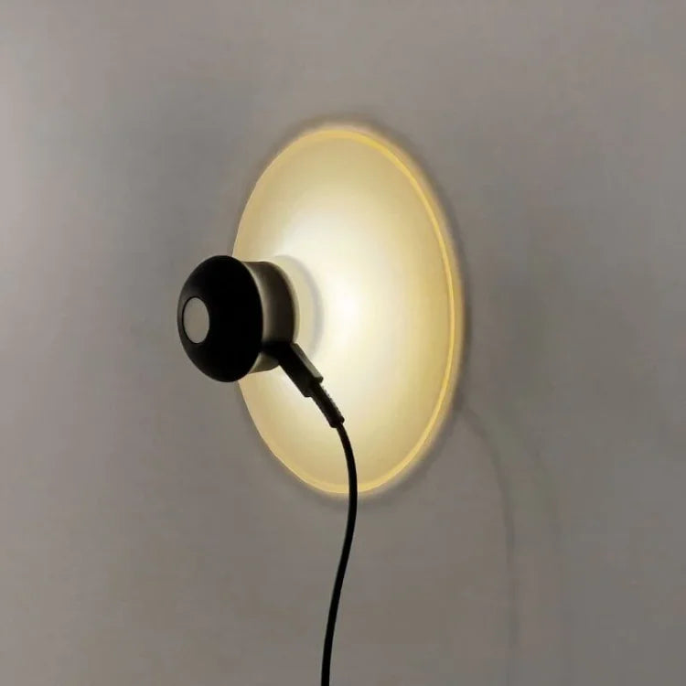 Lampe LED Rechargeable avec Ventouse – Éclairage Portable et Ajustable pour Intérieur et Extérieur