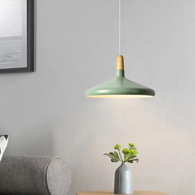 Suspension French Macaron Conique - Lampe en Aluminium et Bois au Design Moderne et Ludique