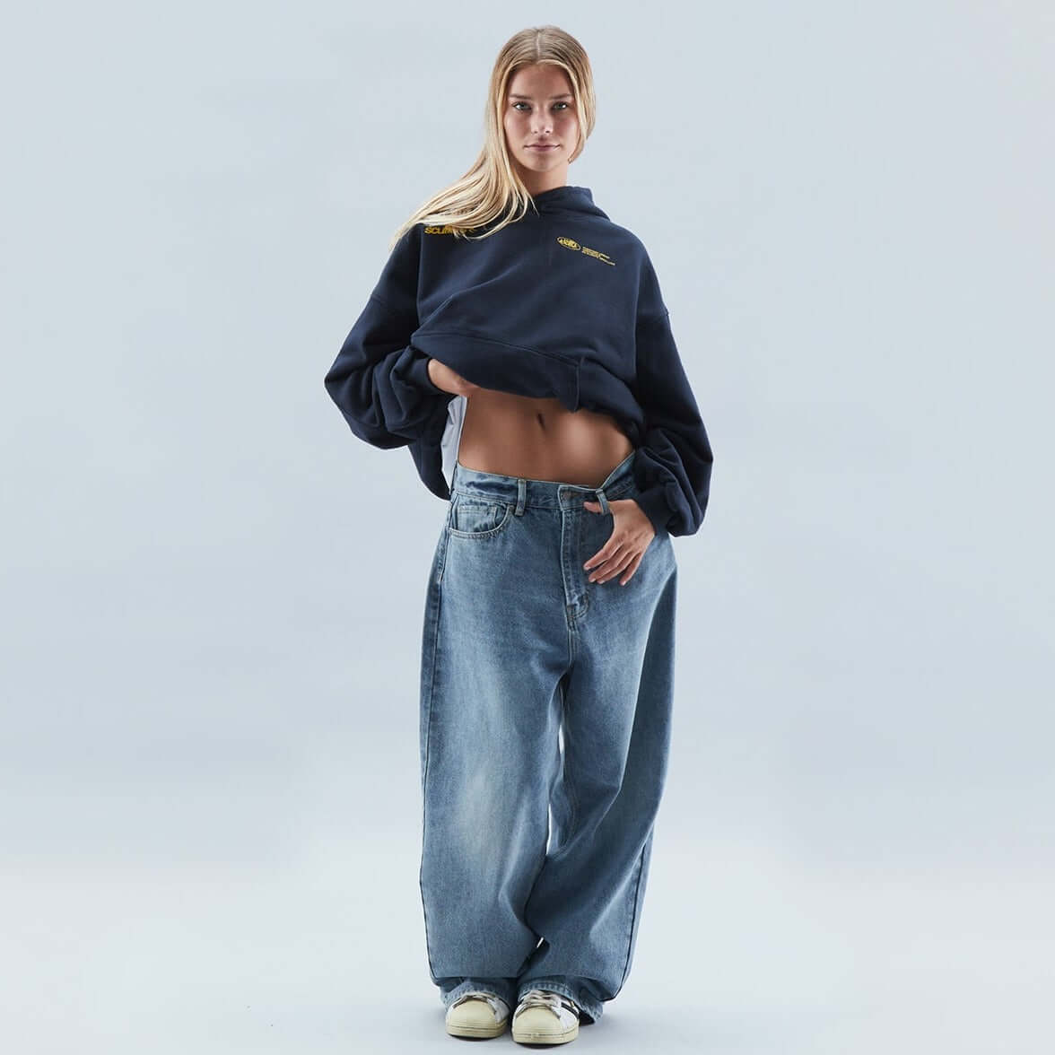 Sweat à Capuche Chaud Femme – Style Moderne & Confort Douillet pour l’Hiver