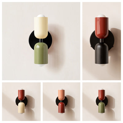 Éclairage mural moderne avec 2 ampoules – Design directionnel, disponible en plusieurs couleurs