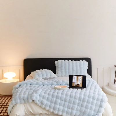 Plaid WarmWol – Couverture Ultra-Douce en Laine Polaire, Chaleur Exceptionnelle pour Toutes Saisons