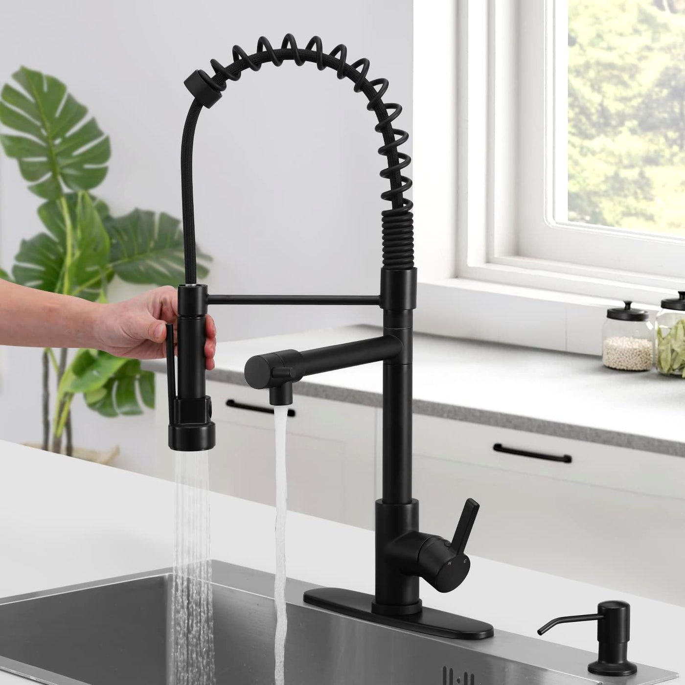 Robinet de cuisine noir mat avec douchette extractible