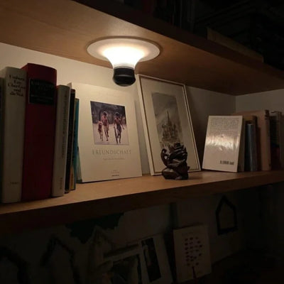 Lampe LED Rechargeable avec Ventouse – Éclairage Portable et Ajustable pour Intérieur et Extérieur