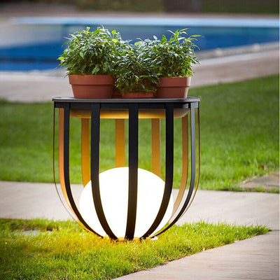 Lampe de Jardin Solaire LED Étanche – Éclairage Moderne et Écologique pour Extérieur