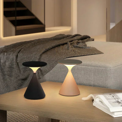 GlowSand - Lampe de table en sablier élégante