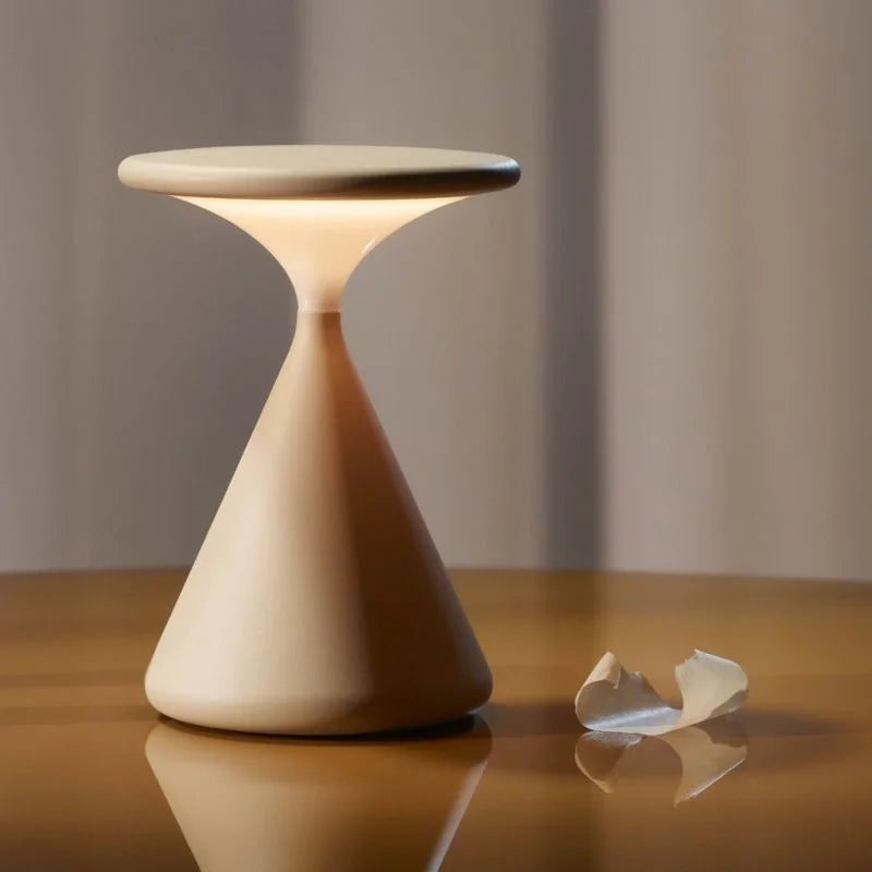 Lampe Sans Fil LED avec Fonction Dimmable – Mobilité et Élégance pour Chaque Espace