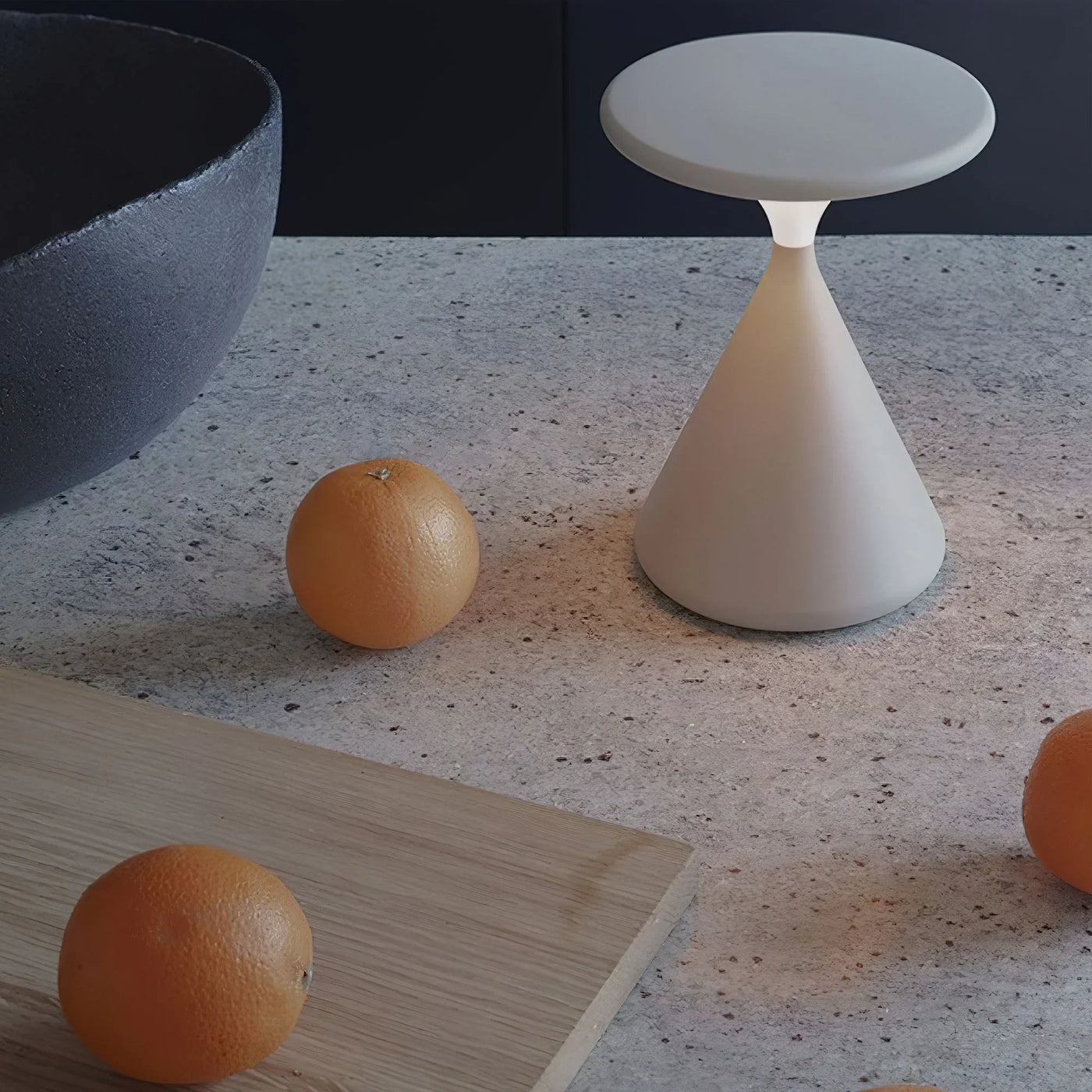 Lampe Sans Fil LED avec Fonction Dimmable – Mobilité et Élégance pour Chaque Espace