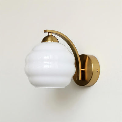 Lampe Murale Vintage Art Déco, Élégance Classique avec Abat-jour en Verre Blanc