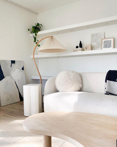 Lampe sur Pied Caprani – Design Scandinave 70’s avec Base en Bois et Métal