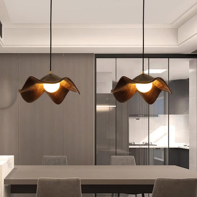 Suspension Casia Unique – Design Lotus avec Finition en Métal et Résine