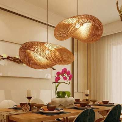 Lampe Pendante Artisanale en Bambou avec Abat-jour en Rotin – Éclairage Naturel et Élégant