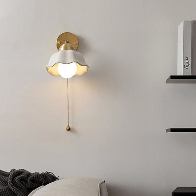 Lampe Murale Fleur Blanche Rétro Française - Éclairage Élégant