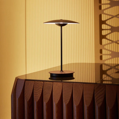 Lampe de Table Marset Ginger - Design Élégant en Métal avec LED Intégrée