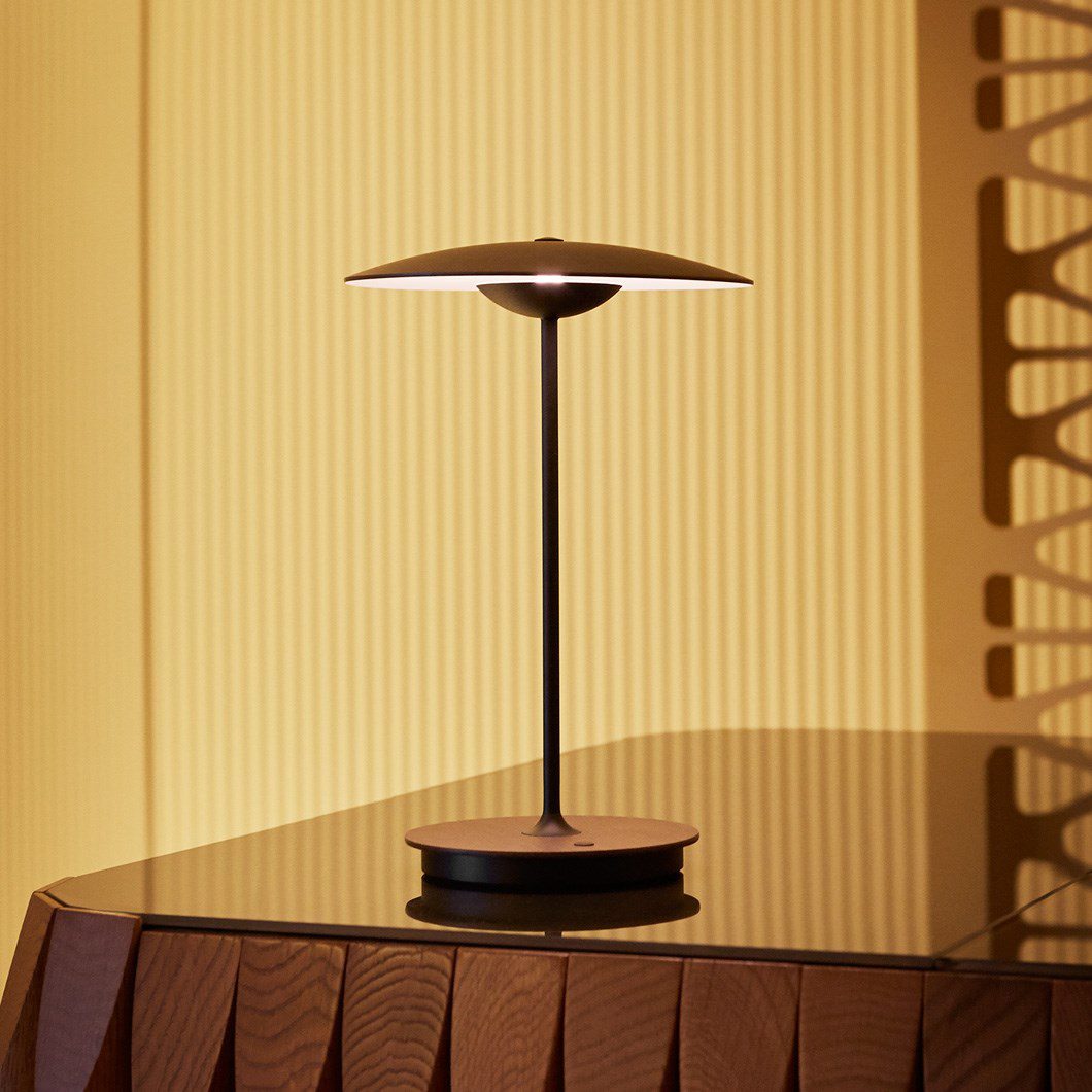 Lampe de Table Marset Ginger - Design Élégant en Métal avec LED Intégrée