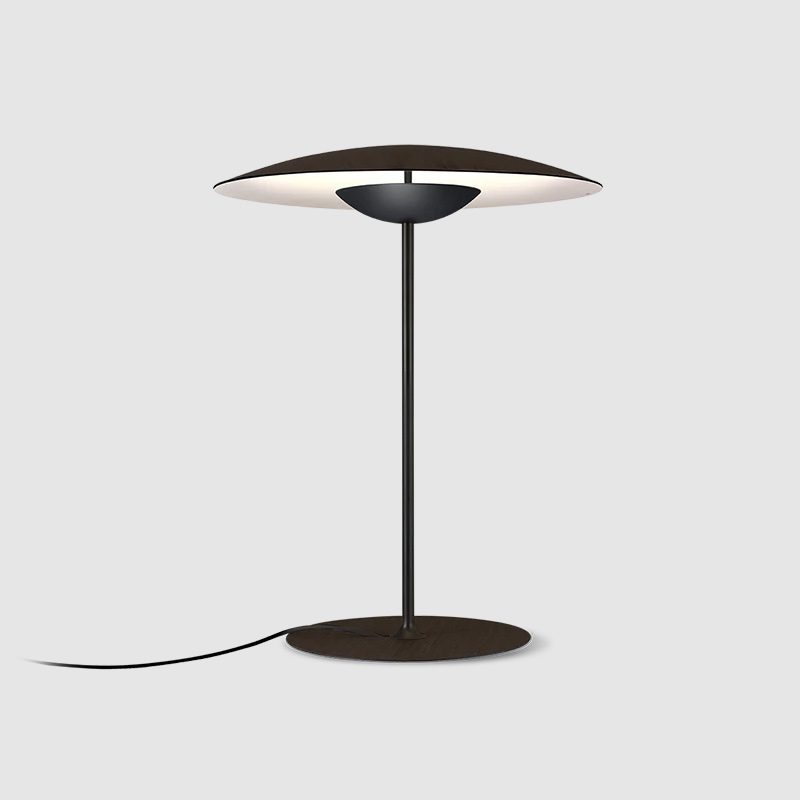 Lampe de Table Marset Ginger - Design Élégant en Métal avec LED Intégrée