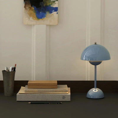 Lampe de Table AuroraGlo - Design Élegant et Sans Fil, Dimmable, Par Verner Panton