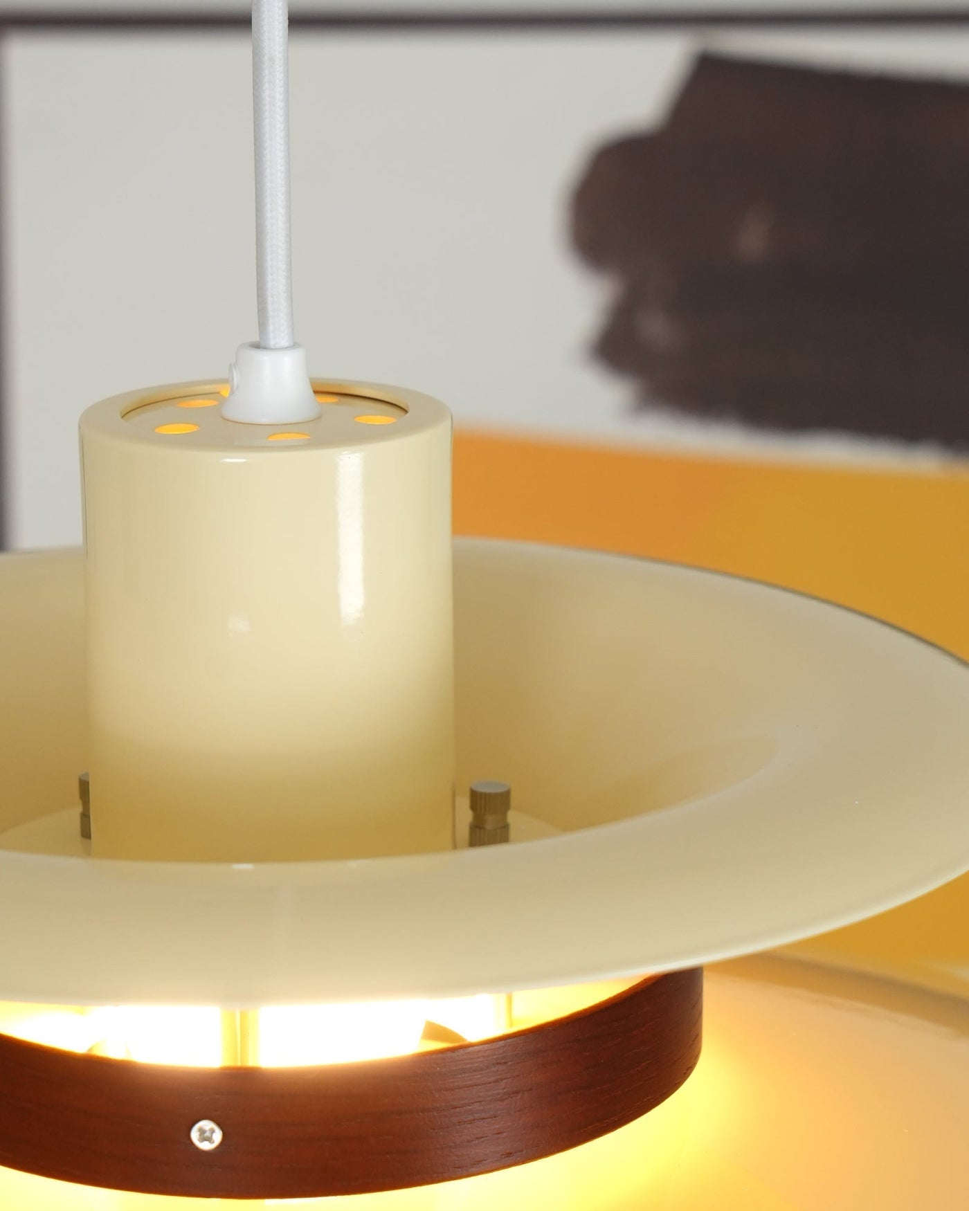 Suspension Mercero – Design Élégant avec LED, Matériaux Haut de Gamme