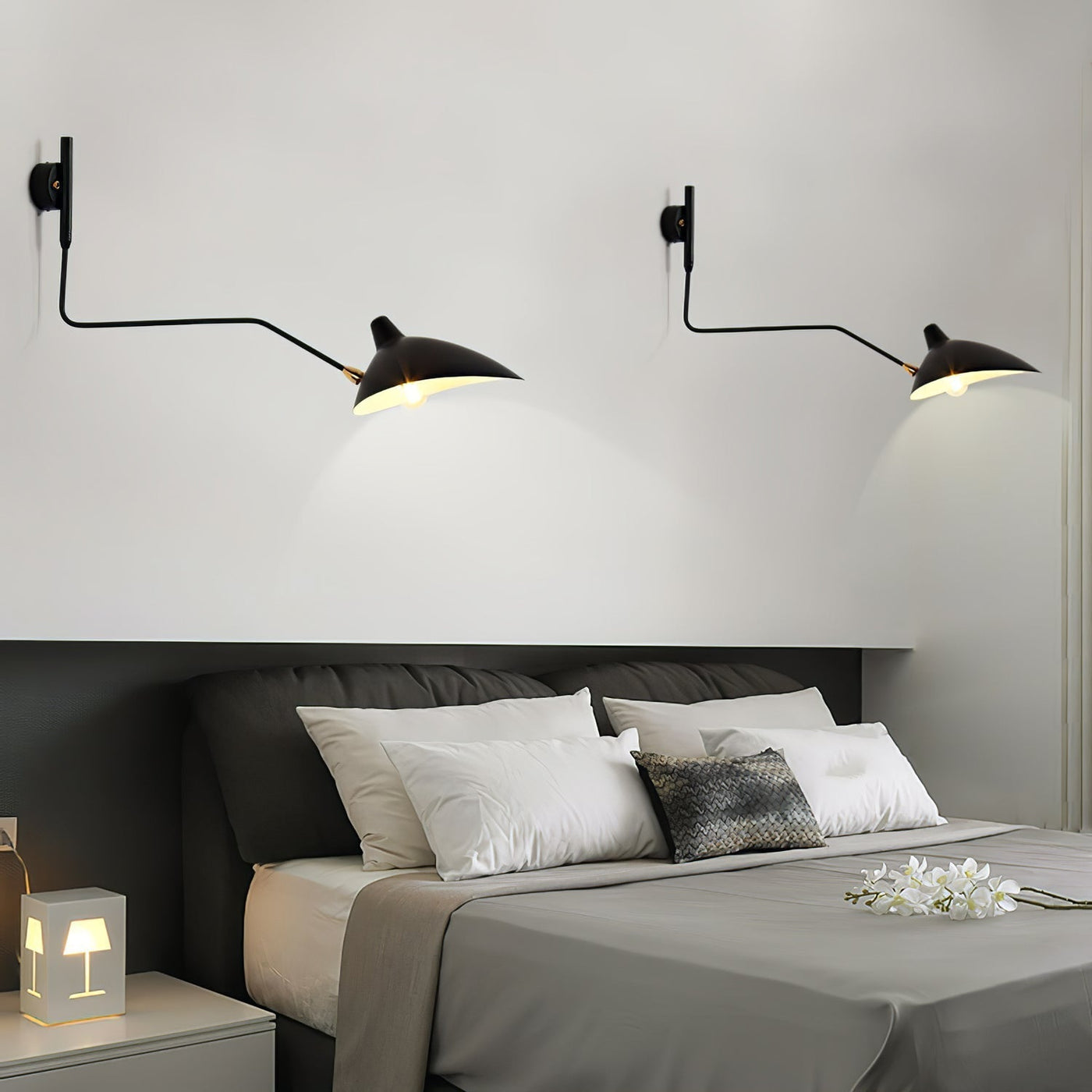Applique Murale à Bras Unique Mouille-Inspirée – Design Moderne et Flexible