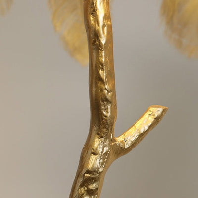 Lampe sur Pied avec Plumes d’Autruche – Élégance et Design Moderne en Résine