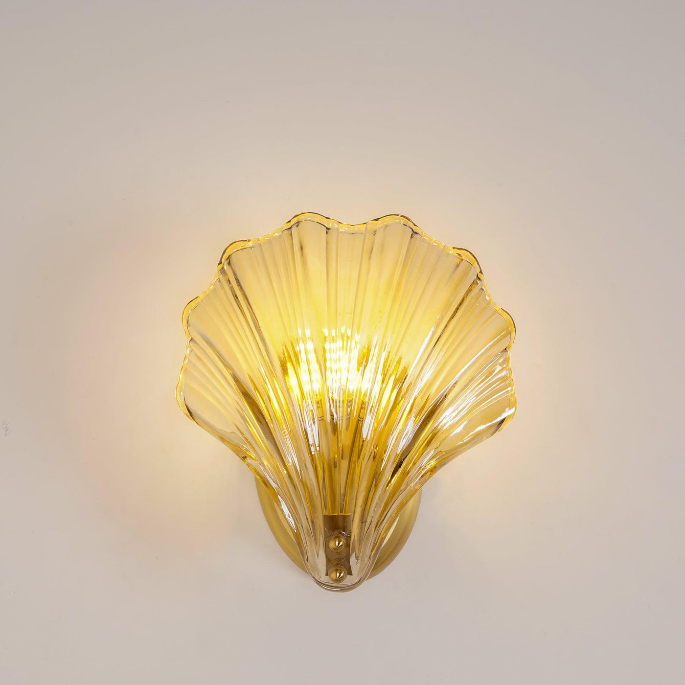 Applique Murale Design Coquillage en Laiton et Verre – Lampe LED Moderne