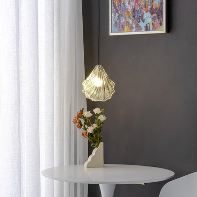 Suspension Mini Shell Design en Verre et Laiton – Lampe Moderne à Suspendre