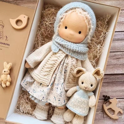 Poupée Waldorf Artisanale en Tissu Doux - Jouet Créatif pour Enfants
