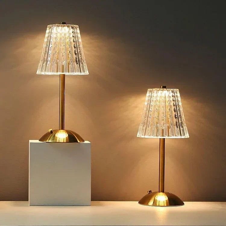 Lampe de Table Cristal Doré LED - Design Moderne avec Fonction Tactile et Sans Fil
