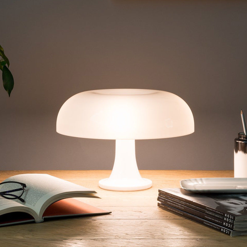 Lampe de Table Pilz Minimaliste – Design Scandinave Épuré et Élégant