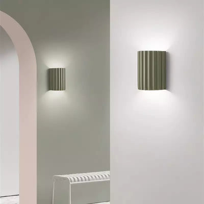 Applique Murale Design Moderne – Lampe à Abat-jour Froncé