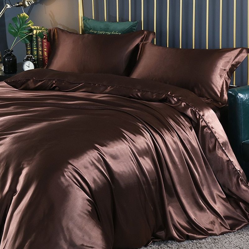 LuxeSoft - Set de Lit en Satin et Soie (4 Pièces)