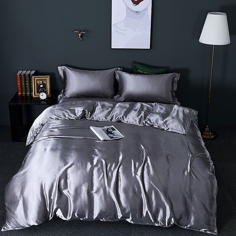 LuxeSoft - Set de Lit en Satin et Soie (4 Pièces)