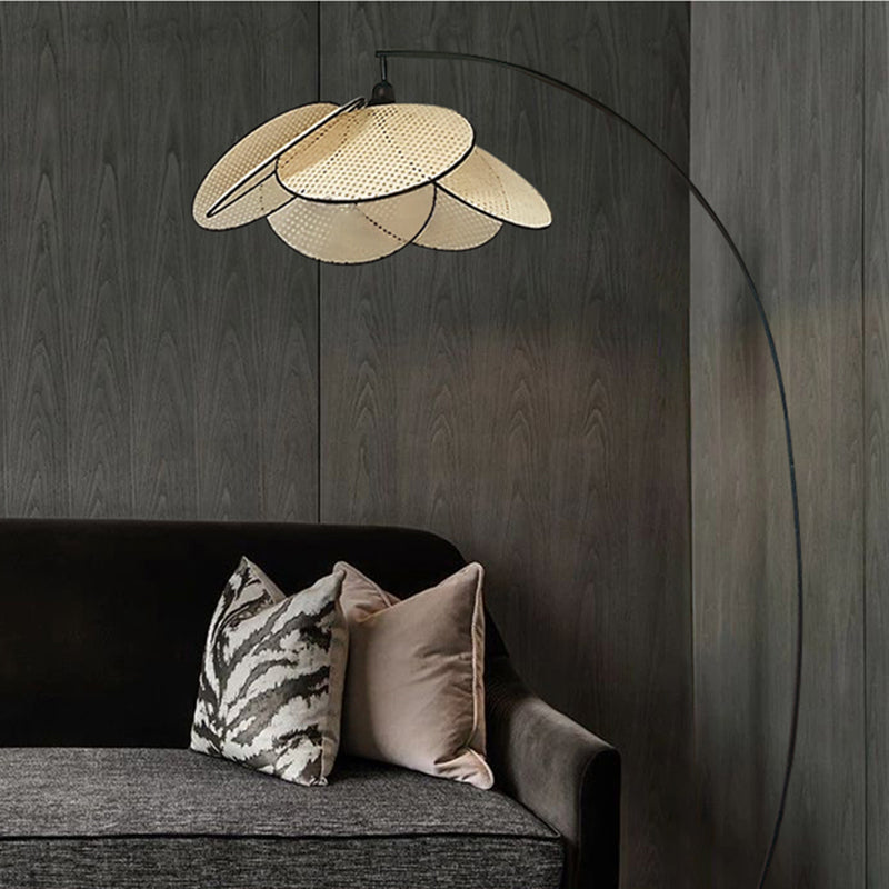 Lampe sur Pied en Rattan - Élégance Naturelle et Design Moderne