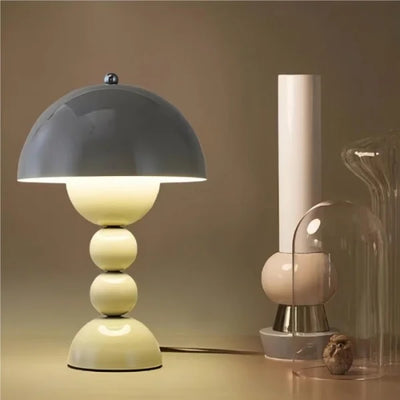 Lampe de table portable Nordic Flower Bud - Élégance et fonctionnalité réunies
