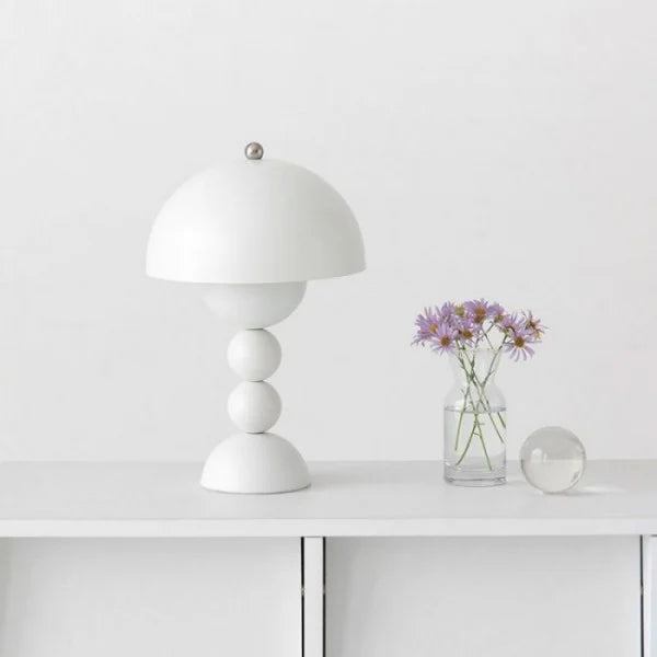 Lampe de table portable Nordic Flower Bud - Élégance et fonctionnalité réunies