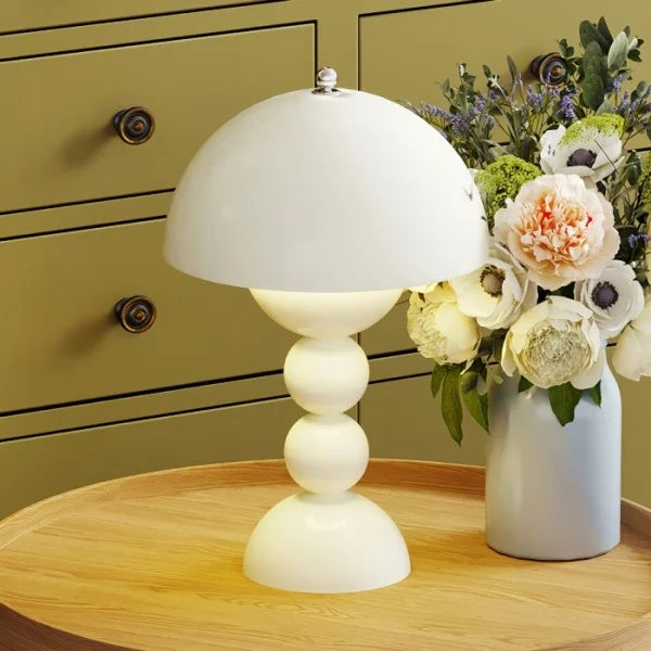 Lampe de table portable Nordic Flower Bud - Élégance et fonctionnalité réunies