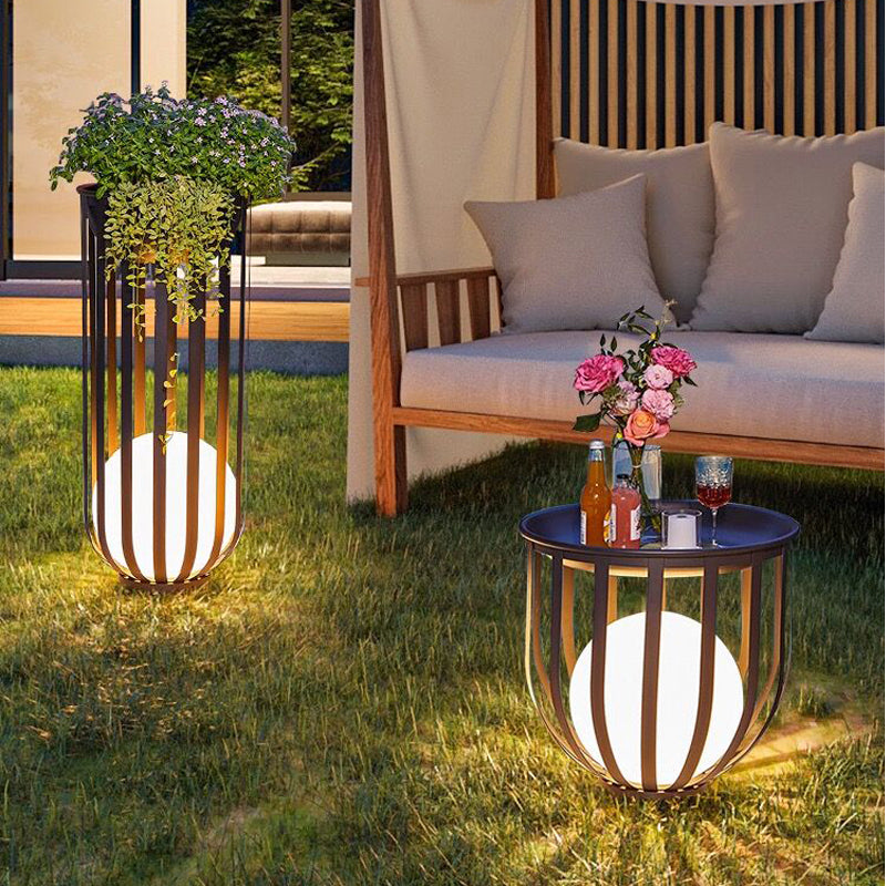 Lampe de Jardin Solaire LED Étanche – Éclairage Moderne et Écologique pour Extérieur