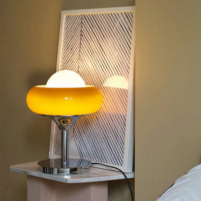 Lampe de Table Vintage Bauhaus Jaune en Verre - Design Élégant et Moderne
